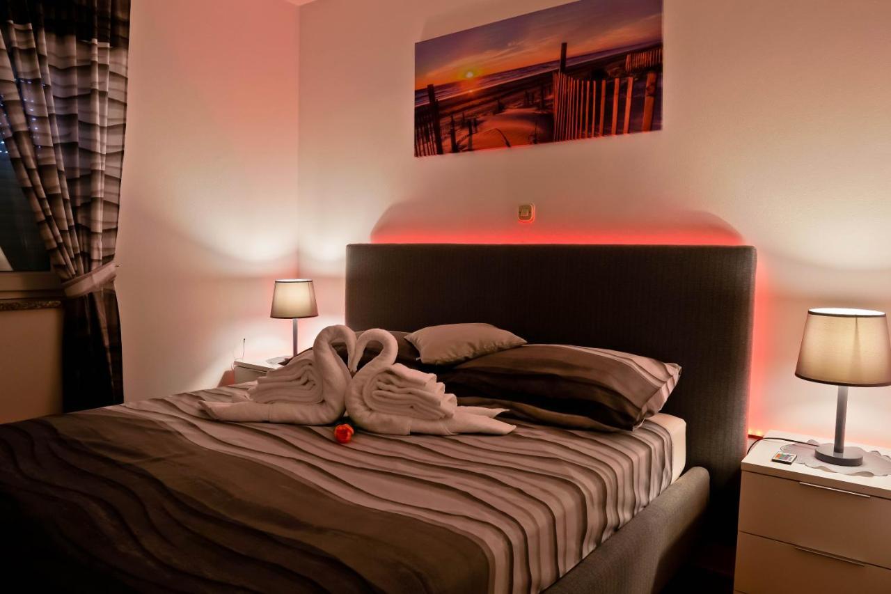 Apartment Suncica Pula Buitenkant foto
