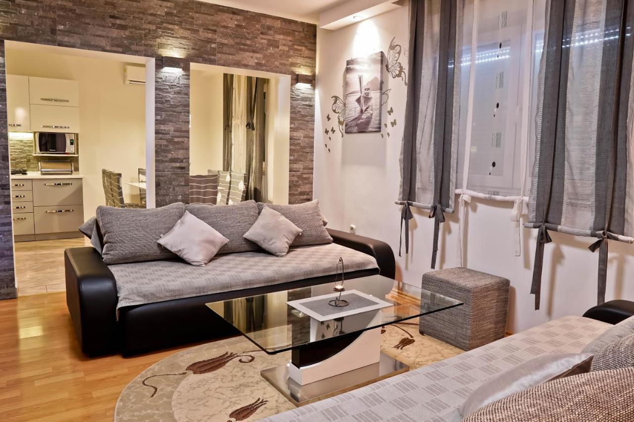 Apartment Suncica Pula Buitenkant foto